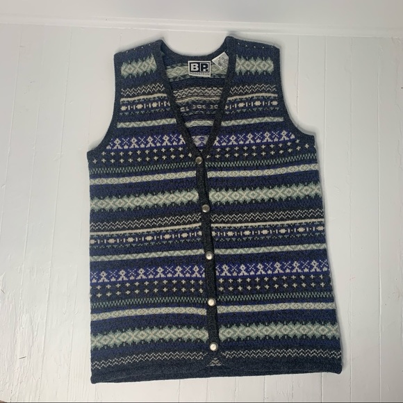 90’s Nordstrom | 100% Shetland Wool Patterned, Buttoned Vest - Picture 7 of 8